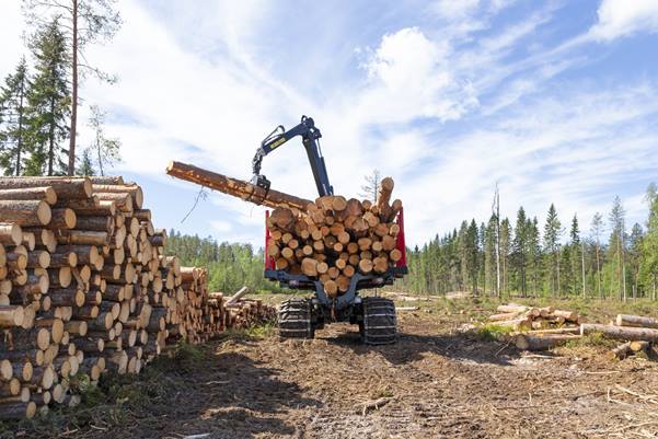 Komatsu forwarder